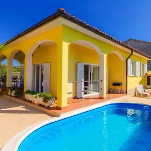 https://villa-sweet-home.in-istria.net